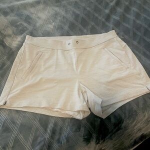 Athleta size M shorts